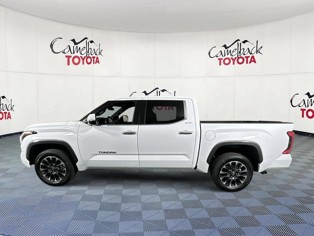 New 2026 Toyota Tundra Limited AWD/4WD image 4