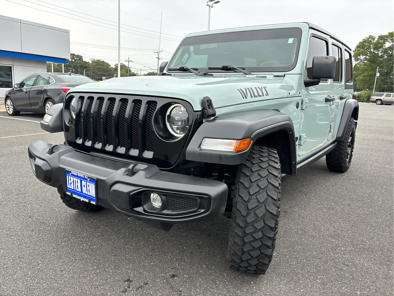 Used 2023 Jeep Wrangler Willys image 5