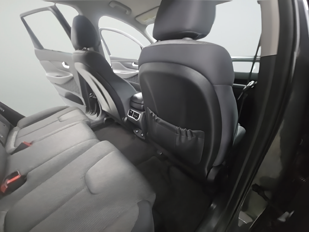 Certified 2023 Hyundai Santa Fe SEL AWD/4WD image 23