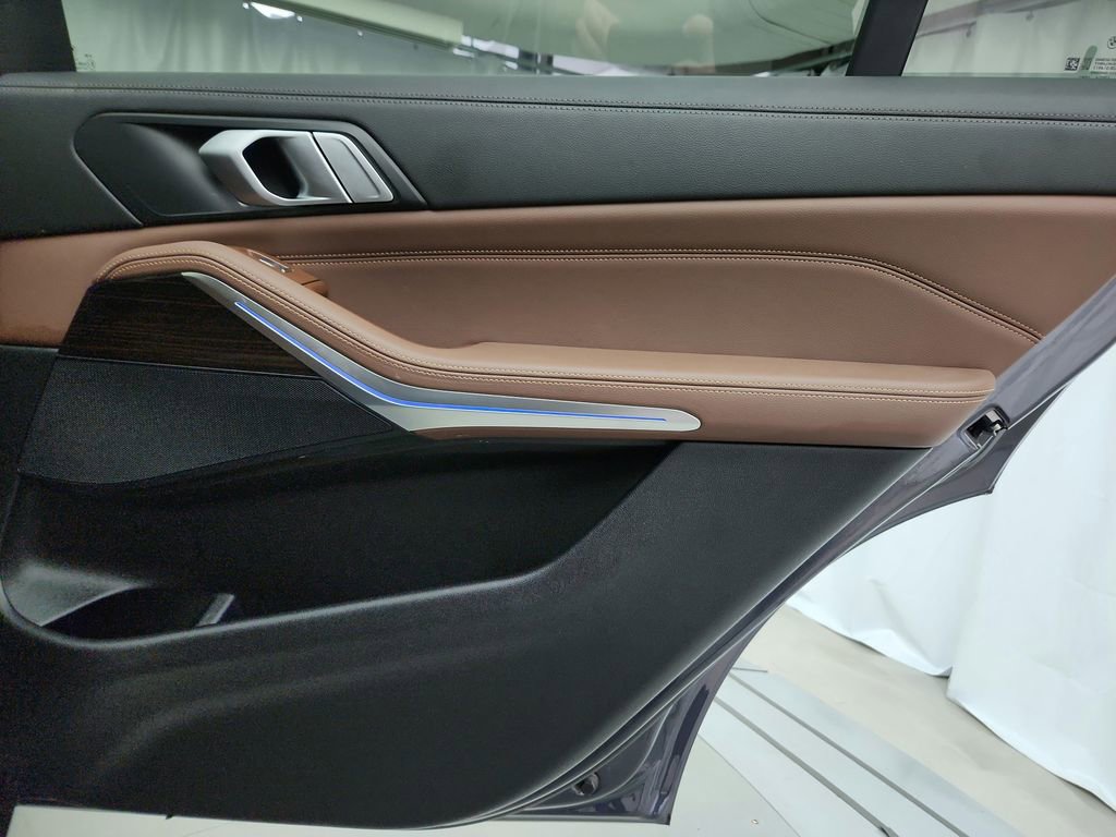 Used 2019 BMW X7 xDrive40i w/ Luxury Seating Package image 43