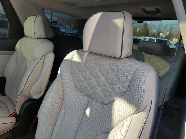 Used 2022 Hyundai Palisade Limited image 41