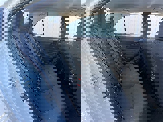 Used 2025 Toyota Corolla LE image 30