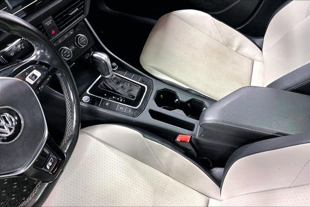 Used 2019 Volkswagen Jetta R-Line image 18