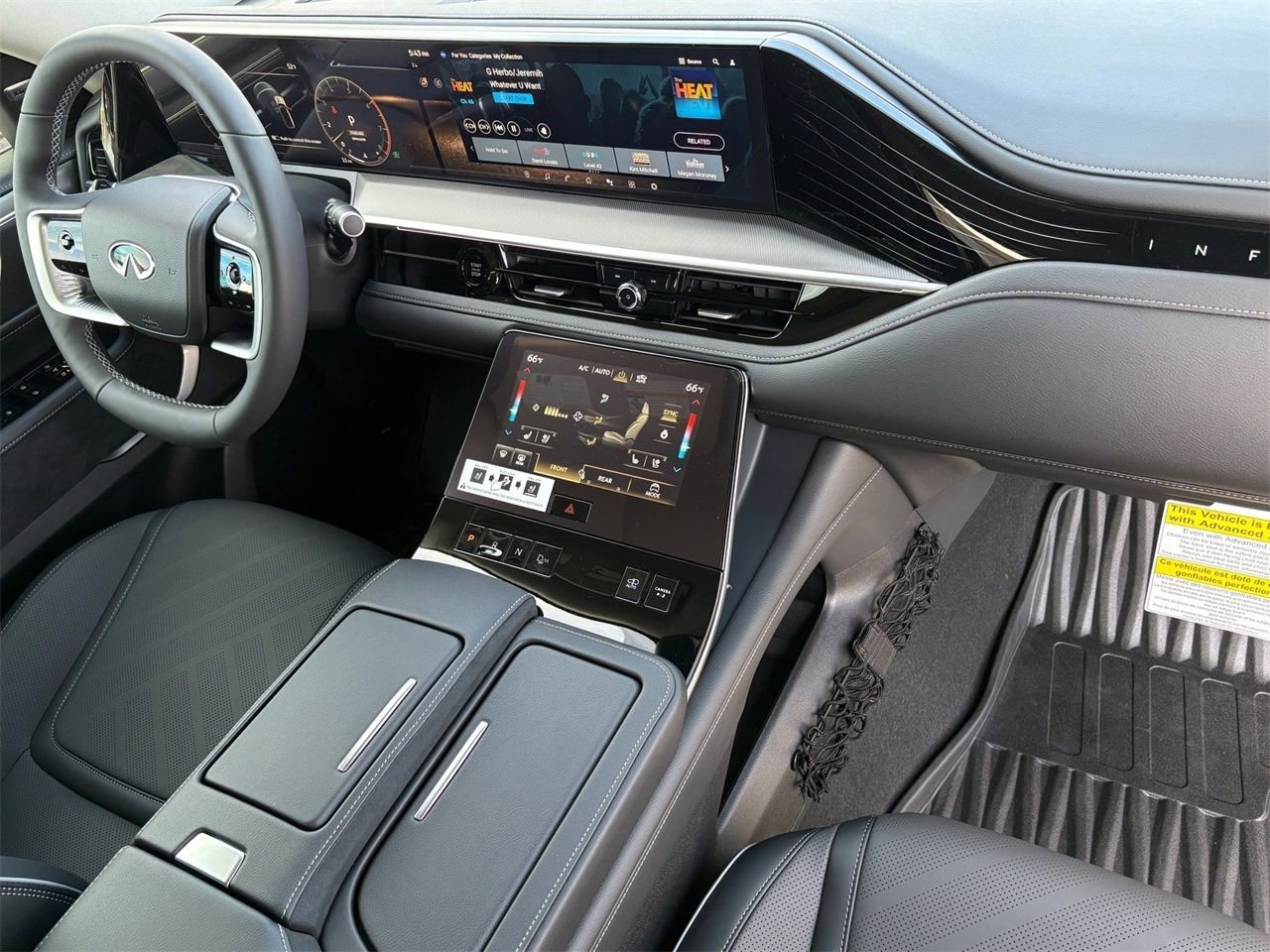 New 2026 INFINITI QX80 Luxe RWD image 11