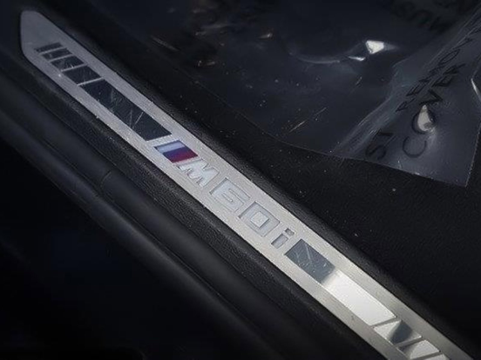 Used 2023 BMW X7 M60i image 31