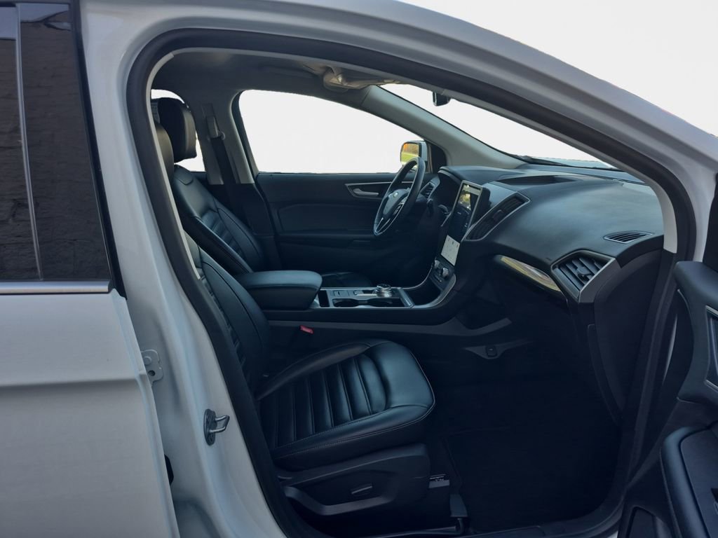 Used 2024 Ford Edge SEL image 18