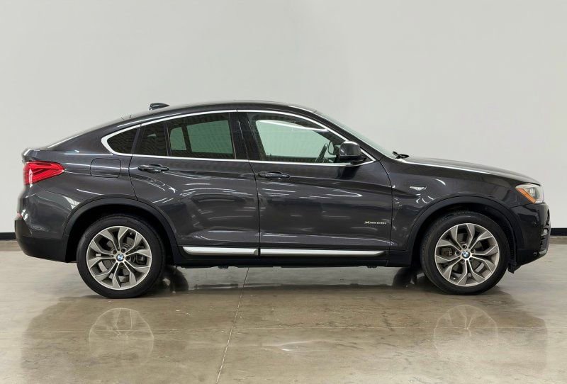 Used 2018 BMW X4 xDrive28i image 8