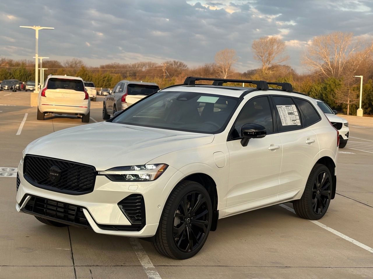 New 2026 Volvo XC60 T8 Ultra w/ Protection Package Premier image 3