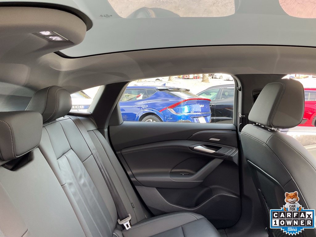 Used 2025 Audi A6 e-tron Premium Plus w/ Premium Plus RWD image 57