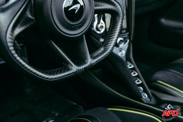 Used 2020 McLaren 720S Performance RWD image 22