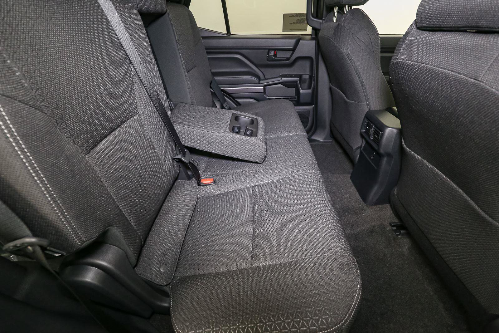 New 2026 Toyota 4Runner SR5 AWD/4WD image 14