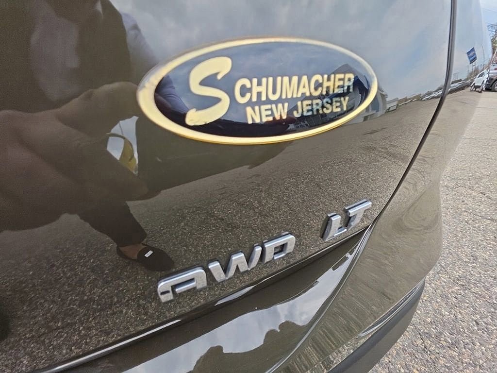 Used 2023 Chevrolet Equinox LT AWD/4WD image 38
