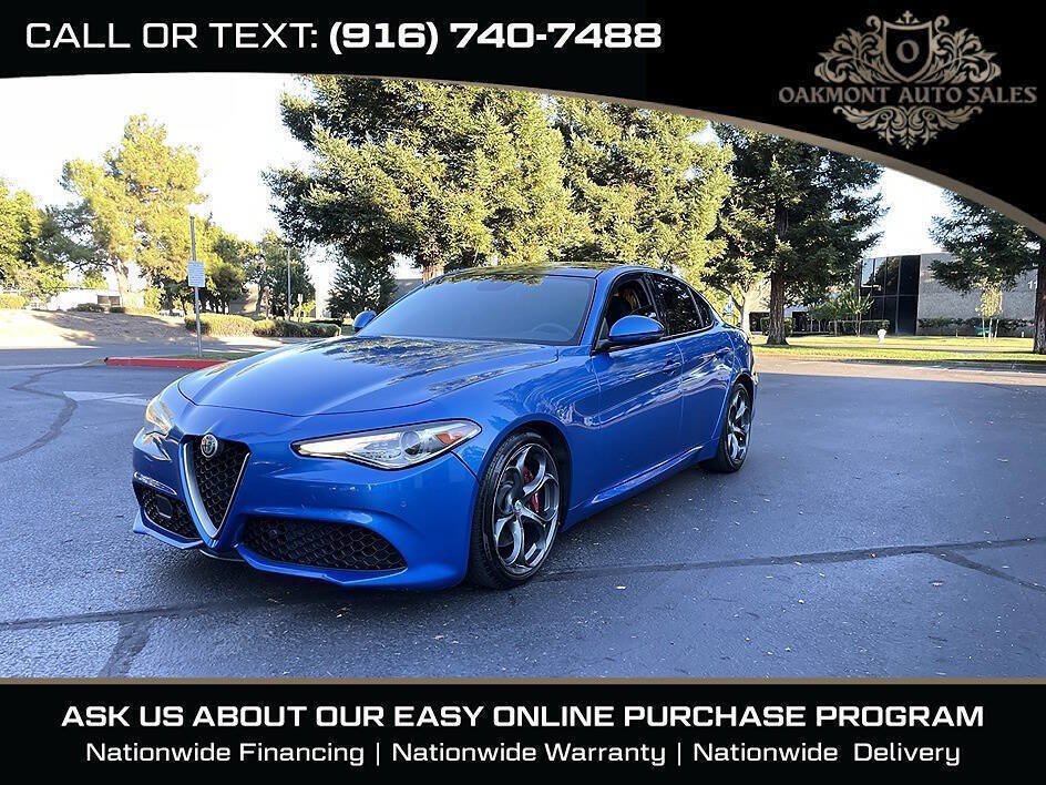 Used 2017 Alfa Romeo Giulia Ti w/ TI 19" Sport Package RWD image 3