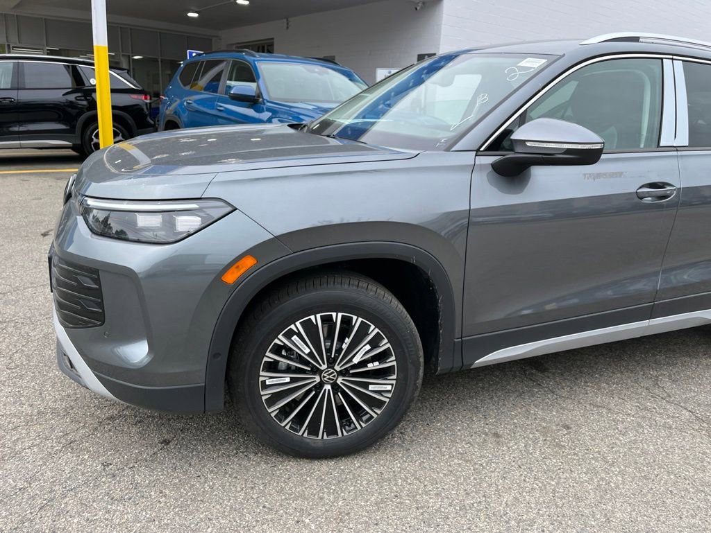 New 2026 Volkswagen Tiguan S AWD/4WD image 21