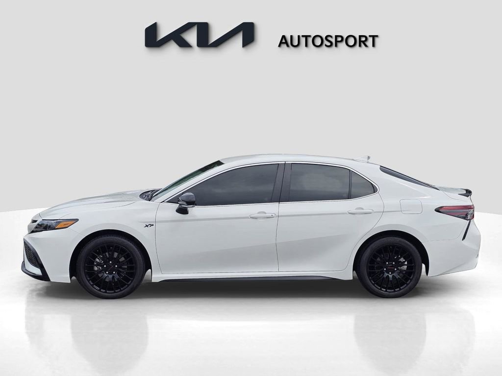 Used 2023 Toyota Camry SE image 13