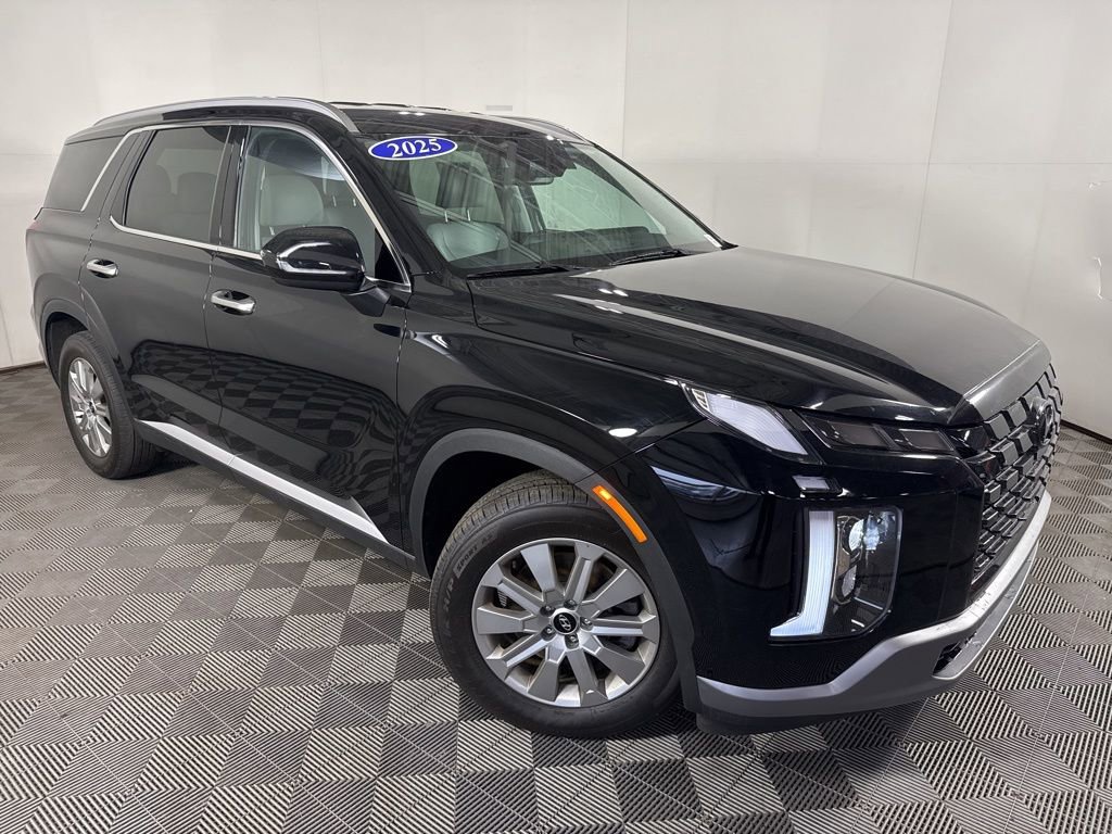 Used 2025 Hyundai Palisade SEL image 2