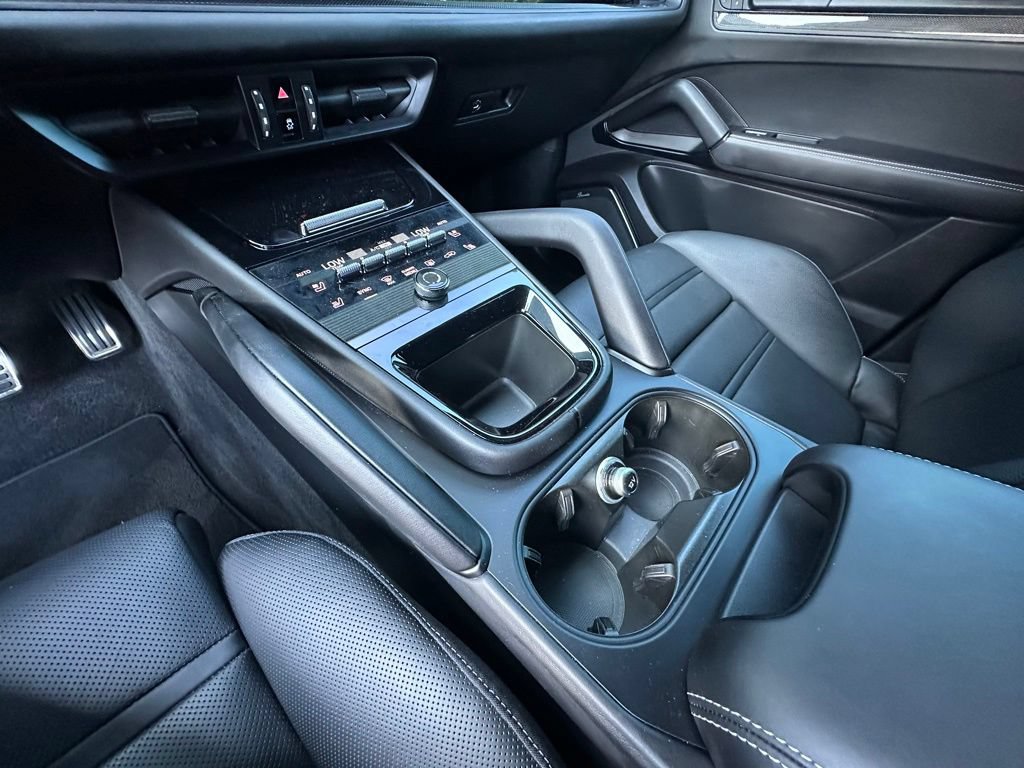 Certified 2024 Porsche Cayenne Turbo GT AWD/4WD image 30