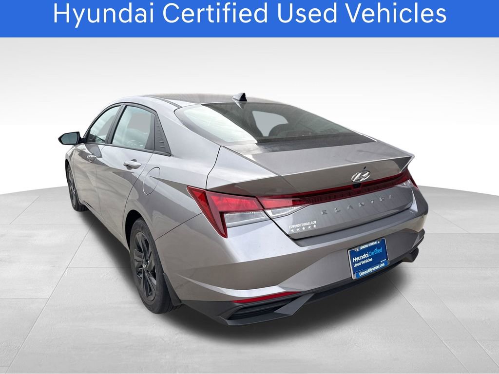 Certified 2022 Hyundai Elantra SEL FWD image 7
