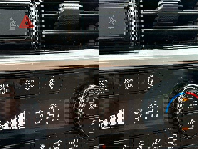 Used 2022 Nissan Pathfinder Platinum w/ Lighting Package (N93) image 30