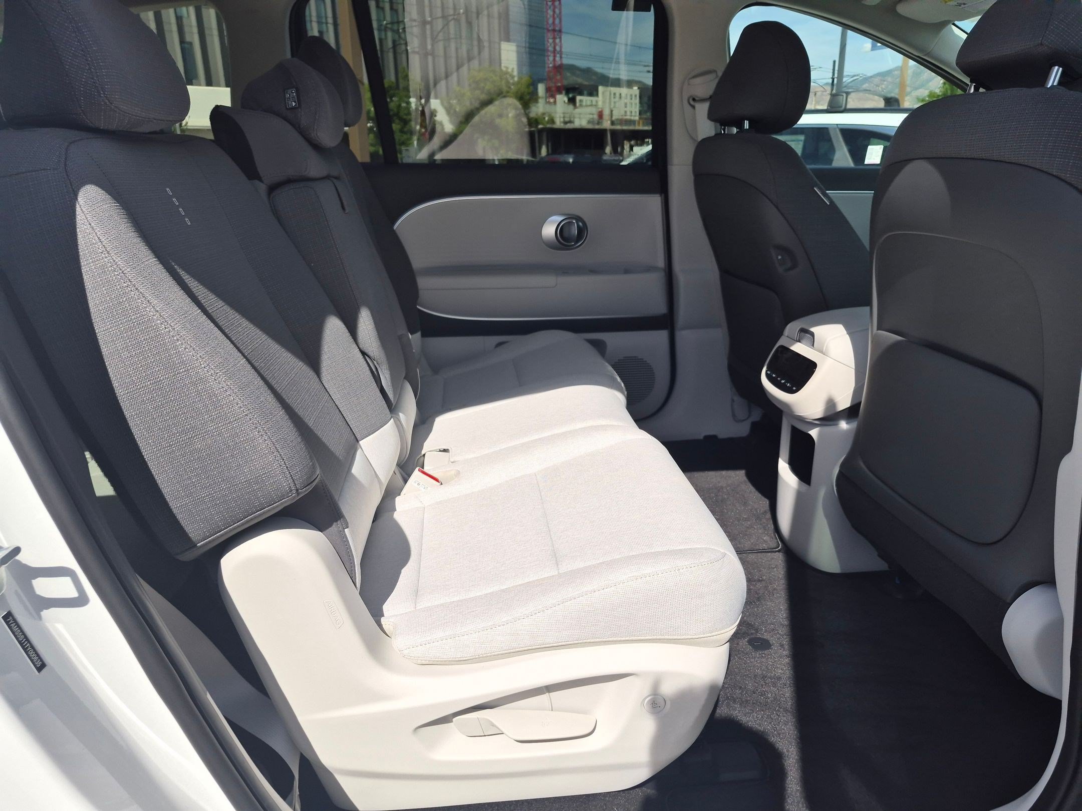 Certified 2026 Hyundai Ioniq 9 S RWD image 30