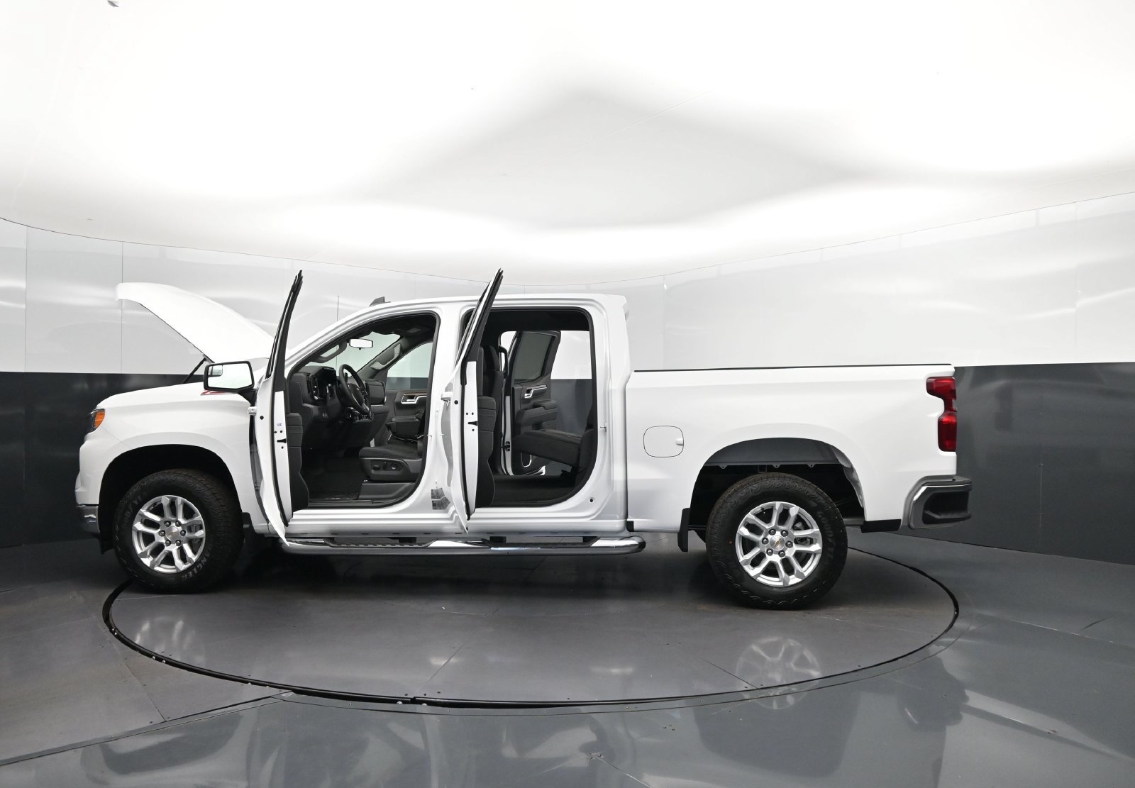 New 2026 Chevrolet Silverado 1500 LT w/ Z71 Off-Road Package AWD/4WD image 46