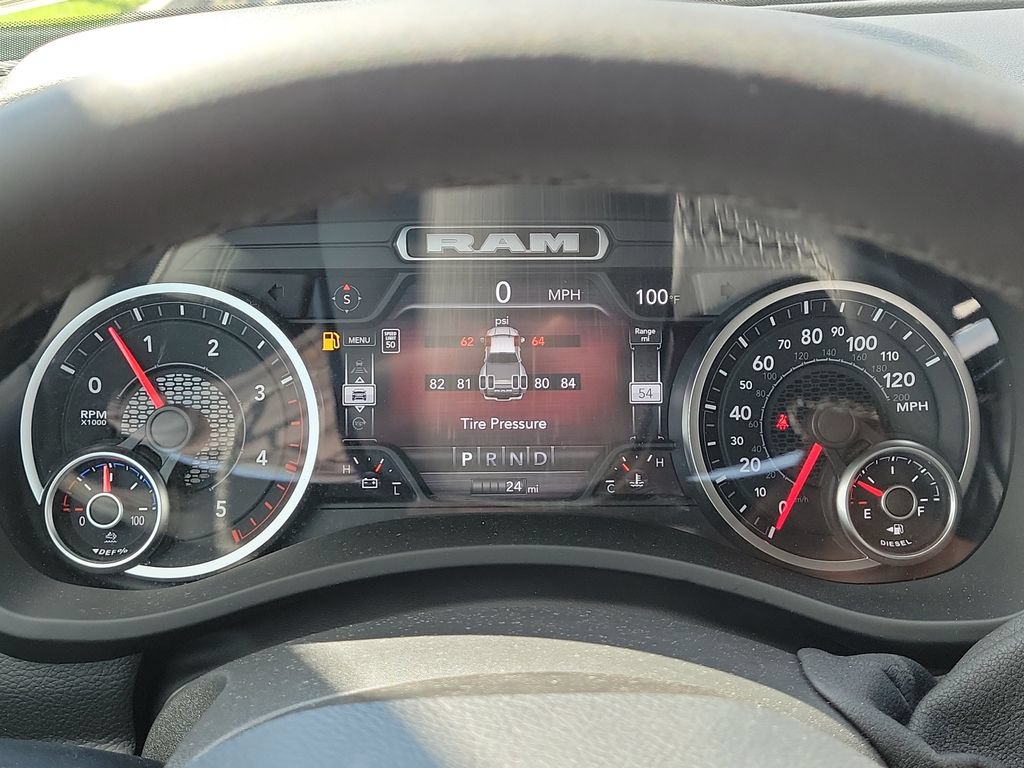 New 2026 RAM 3500 Big Horn AWD/4WD image 17