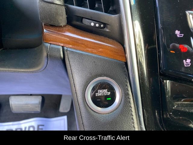 Used 2016 Cadillac Escalade Luxury AWD/4WD image 14