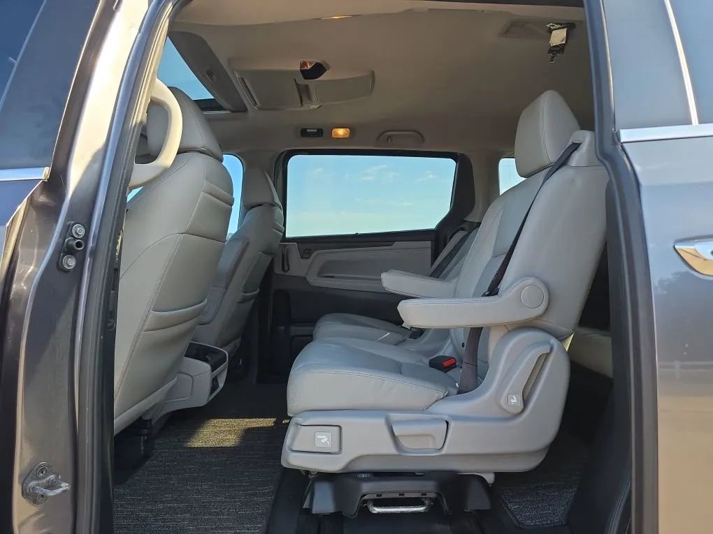 Used 2018 Honda Odyssey EX-L image 47