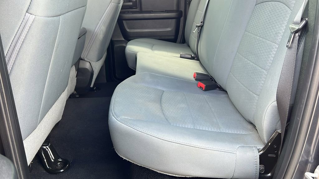 Used 2018 RAM 1500 ST w/ SXT Appearance Group image 27