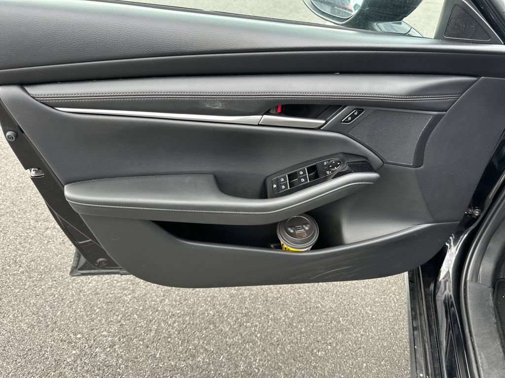 Used 2025 MAZDA MAZDA3 s FWD image 11