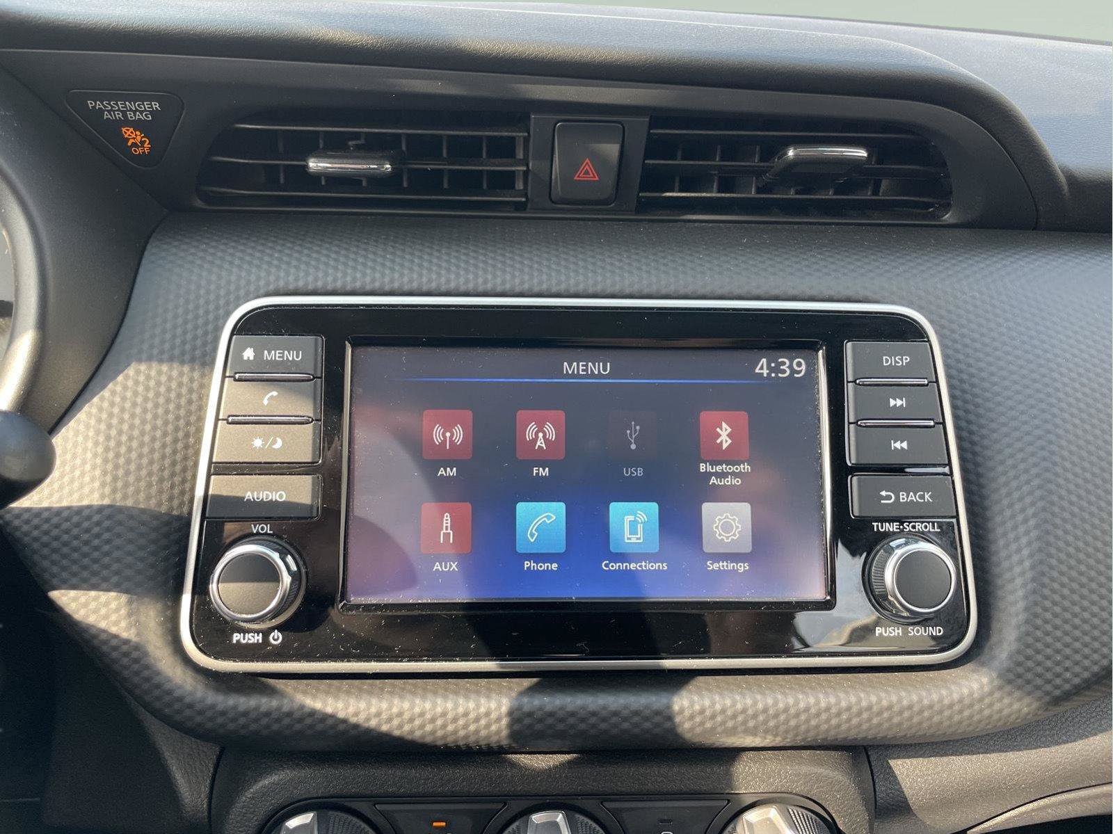 Used 2024 Nissan Kicks S FWD image 27