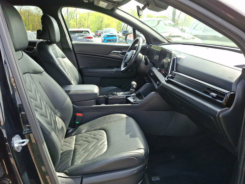 Used 2023 Kia Sportage X-Line AWD/4WD image 9