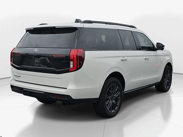 Used 2025 Ford Expedition Platinum w/ Stealth Performance Package AWD/4WD image 3