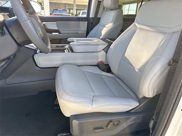 New 2025 Ford Expedition Max Active image 21