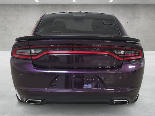 Used 2020 Dodge Charger SXT w/ Blacktop Package RWD image 15