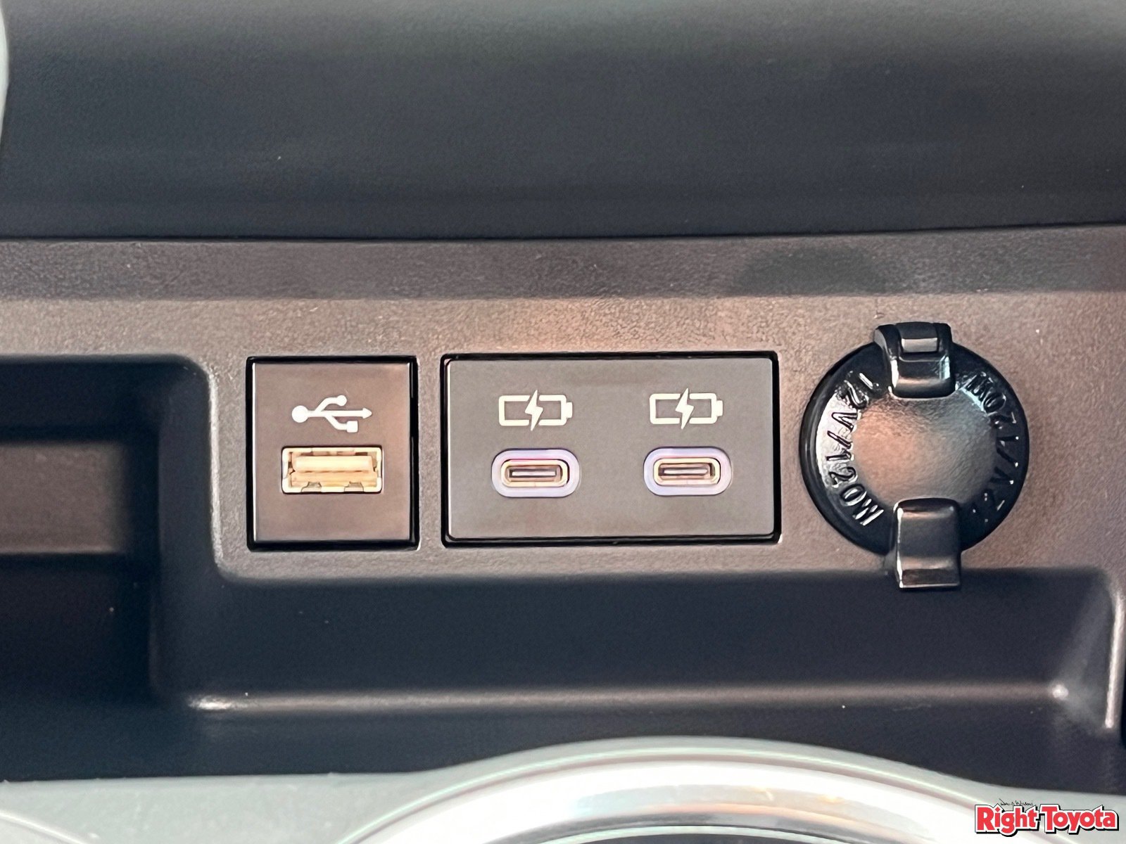 Used 2024 Toyota Highlander XSE AWD/4WD image 26