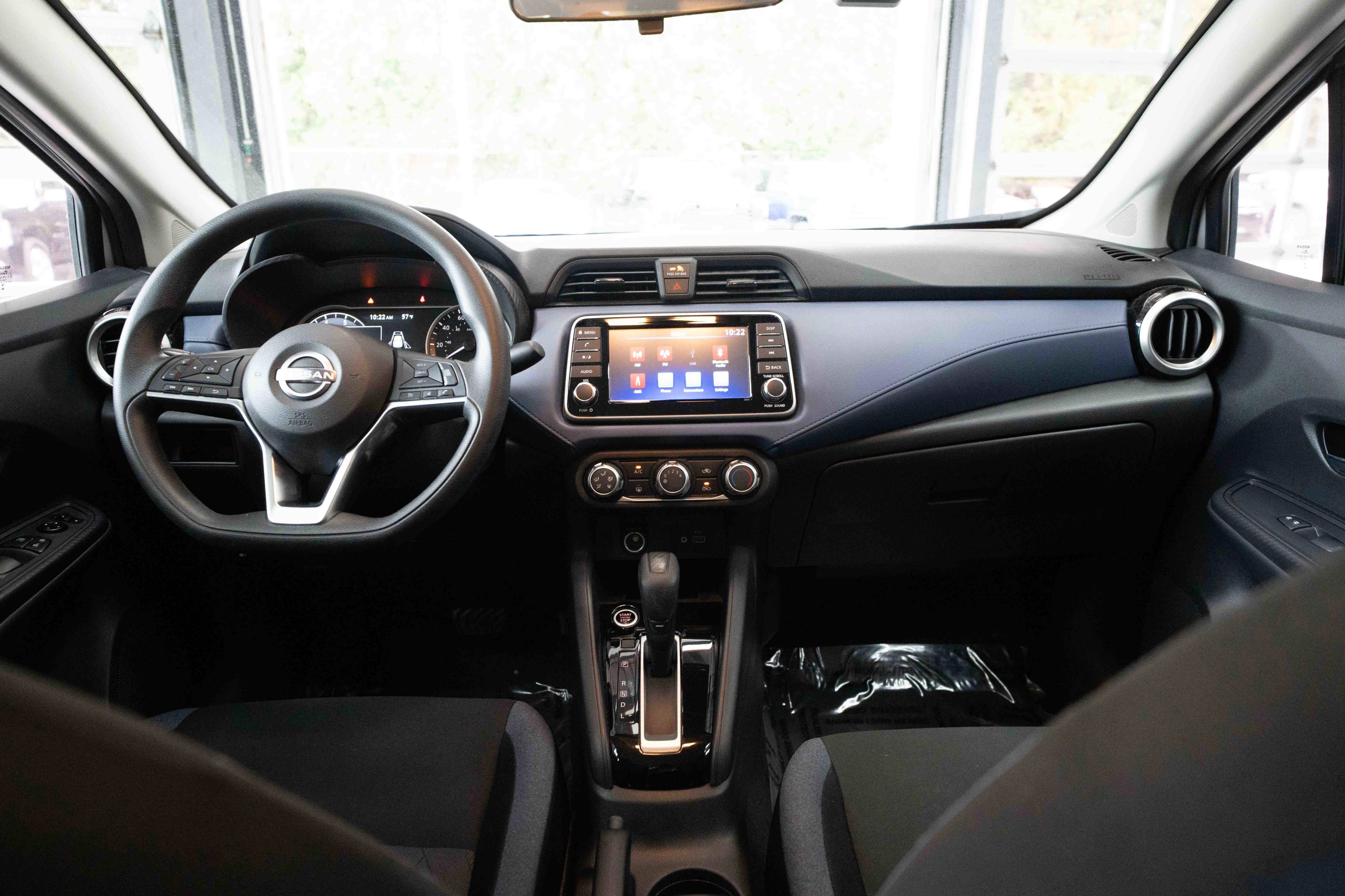 Used 2024 Nissan Versa SV w/ Trunk Package FWD image 20