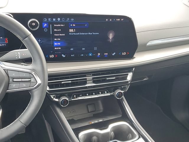 Certified 2025 Chevrolet Traverse LT w/ Sun and Wheel Package AWD/4WD image 14