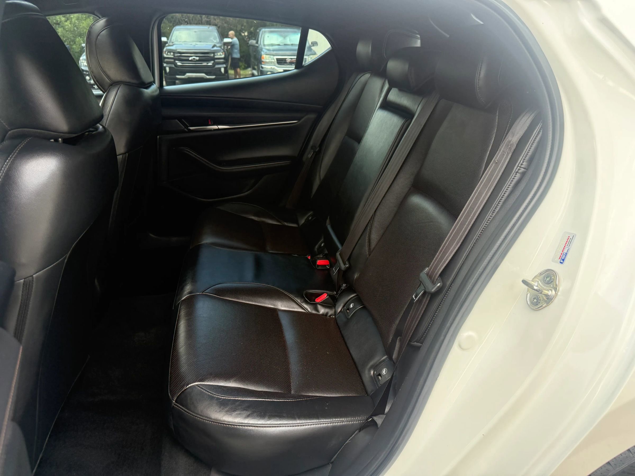 Used 2022 MAZDA MAZDA3 s image 14