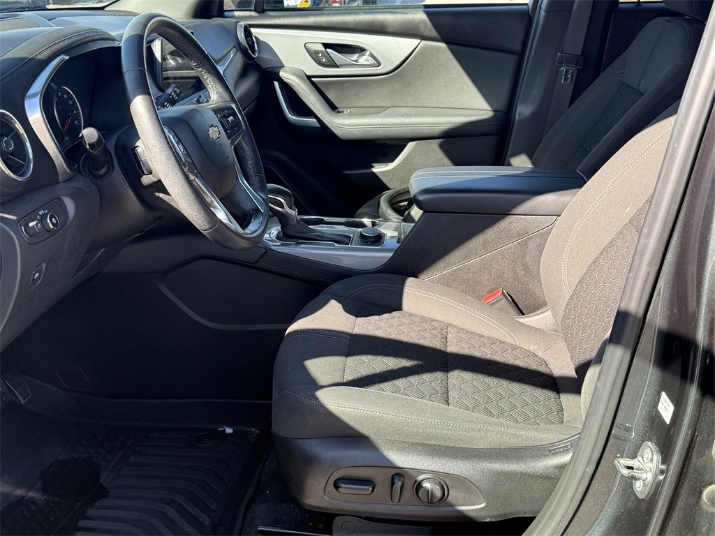 Used 2019 Chevrolet Blazer LT image 12