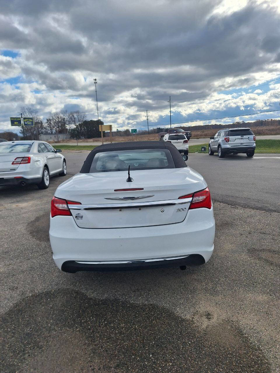 Used 2012 Chrysler 200 Touring image 4