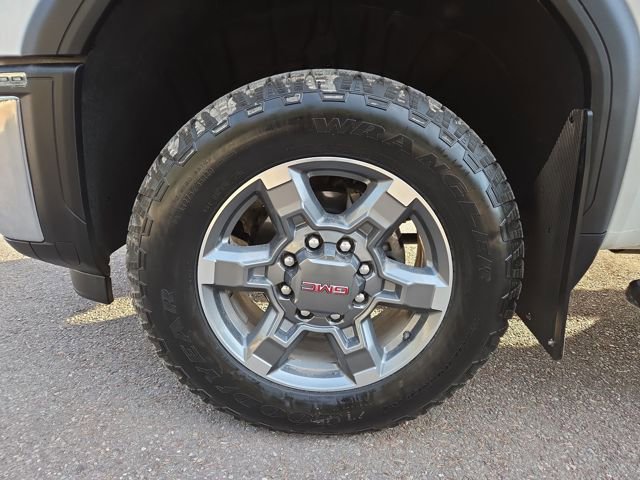 Used 2026 GMC Sierra 3500 SLT image 7