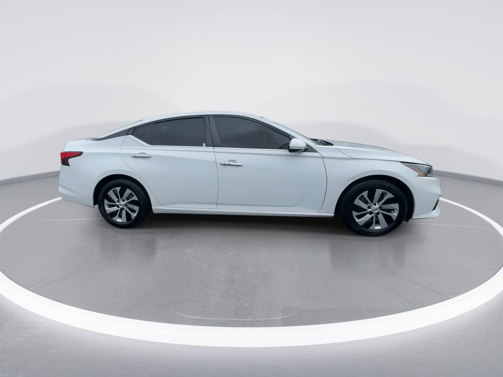 Used 2022 Nissan Altima 2.5 S image 9