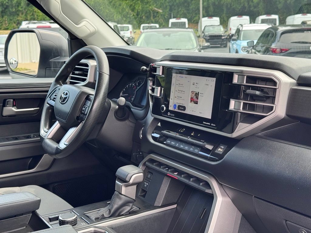 Used 2022 Toyota Tundra SR5 AWD/4WD image 23