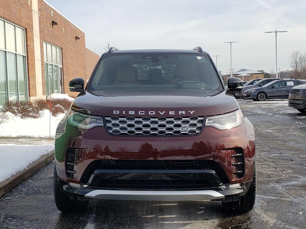 New 2026 Land Rover Discovery Limited Edition image 2