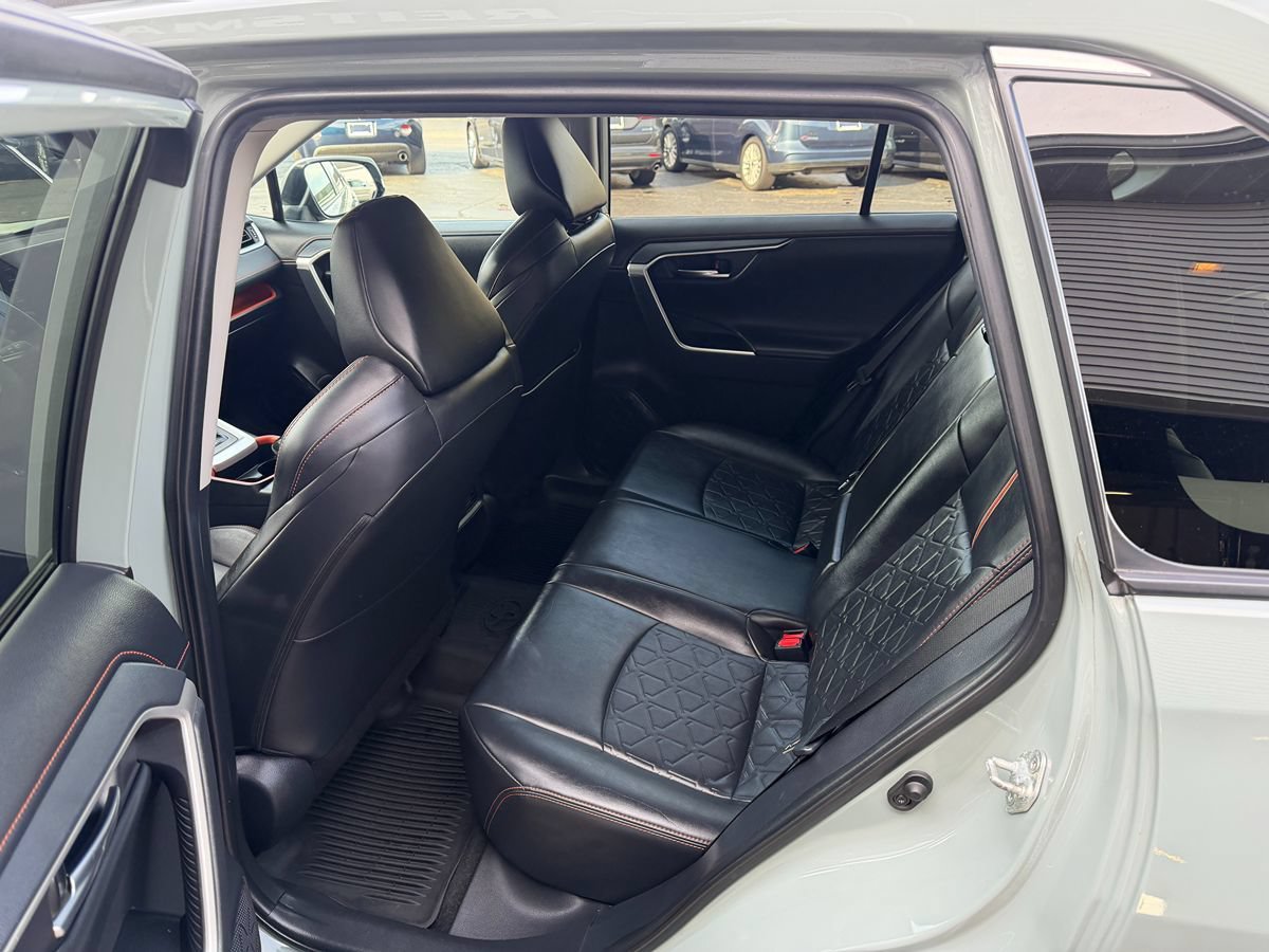 Used 2019 Toyota RAV4 Adventure w/ Advanced Technology Package AWD/4WD image 5