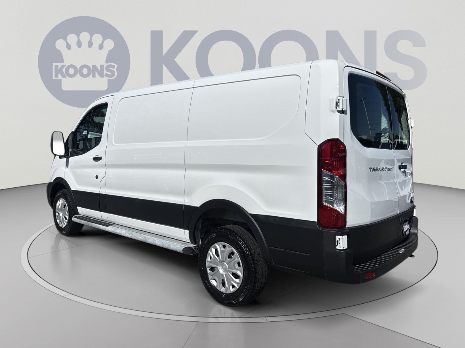 Used 2025 Ford Transit 250 Low Roof w/ Exterior Upgrade Package RWD image 4