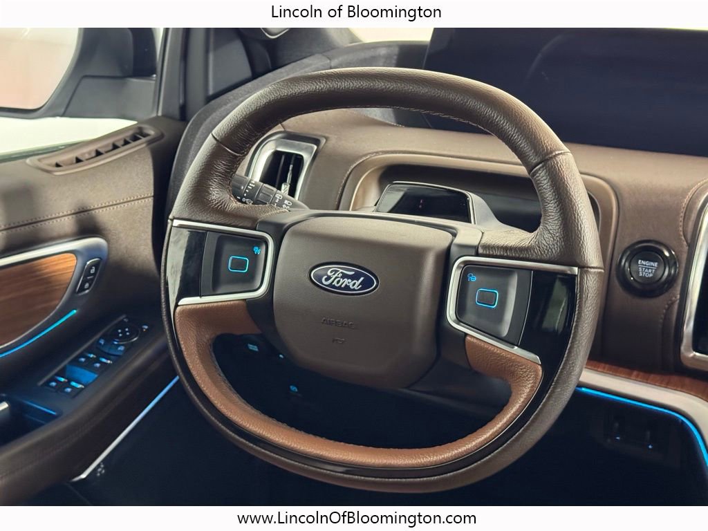 Used 2025 Ford Expedition Max King Ranch AWD/4WD image 27