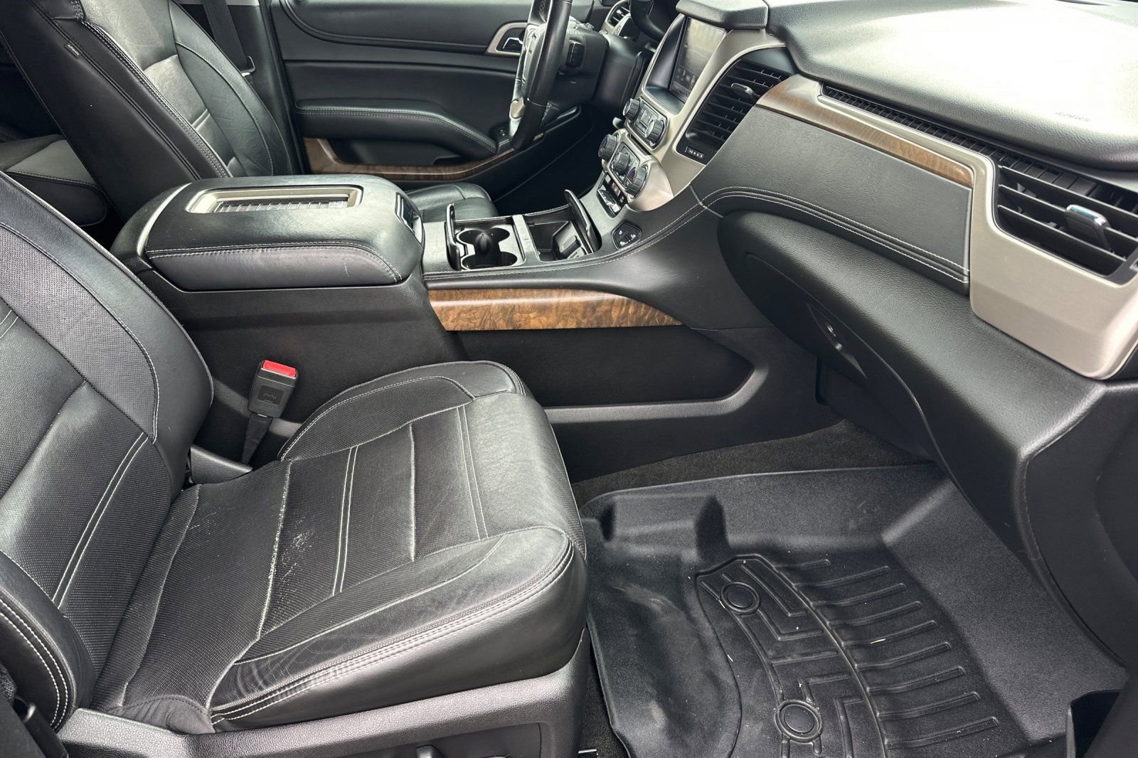 Used 2018 GMC Yukon Denali w/ Open Road Package image 17