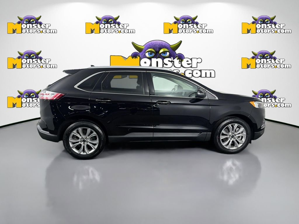 Used 2024 Ford Edge Titanium image 4